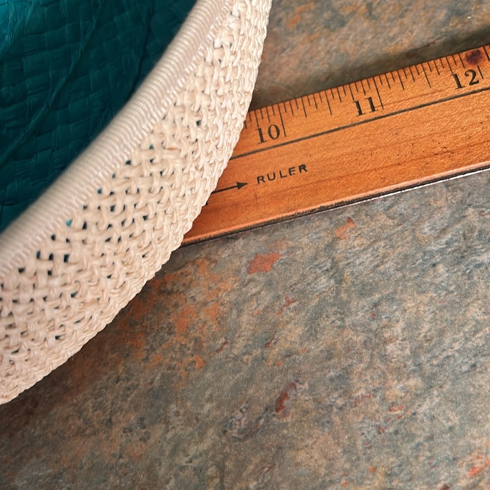 Vintage Liz Claiborne 1980 straw hat in aqua and white - Picture 6 of 6